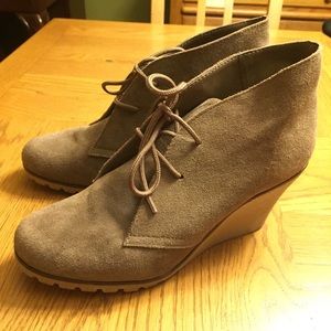 Suede wedge lace-up ankle boots
